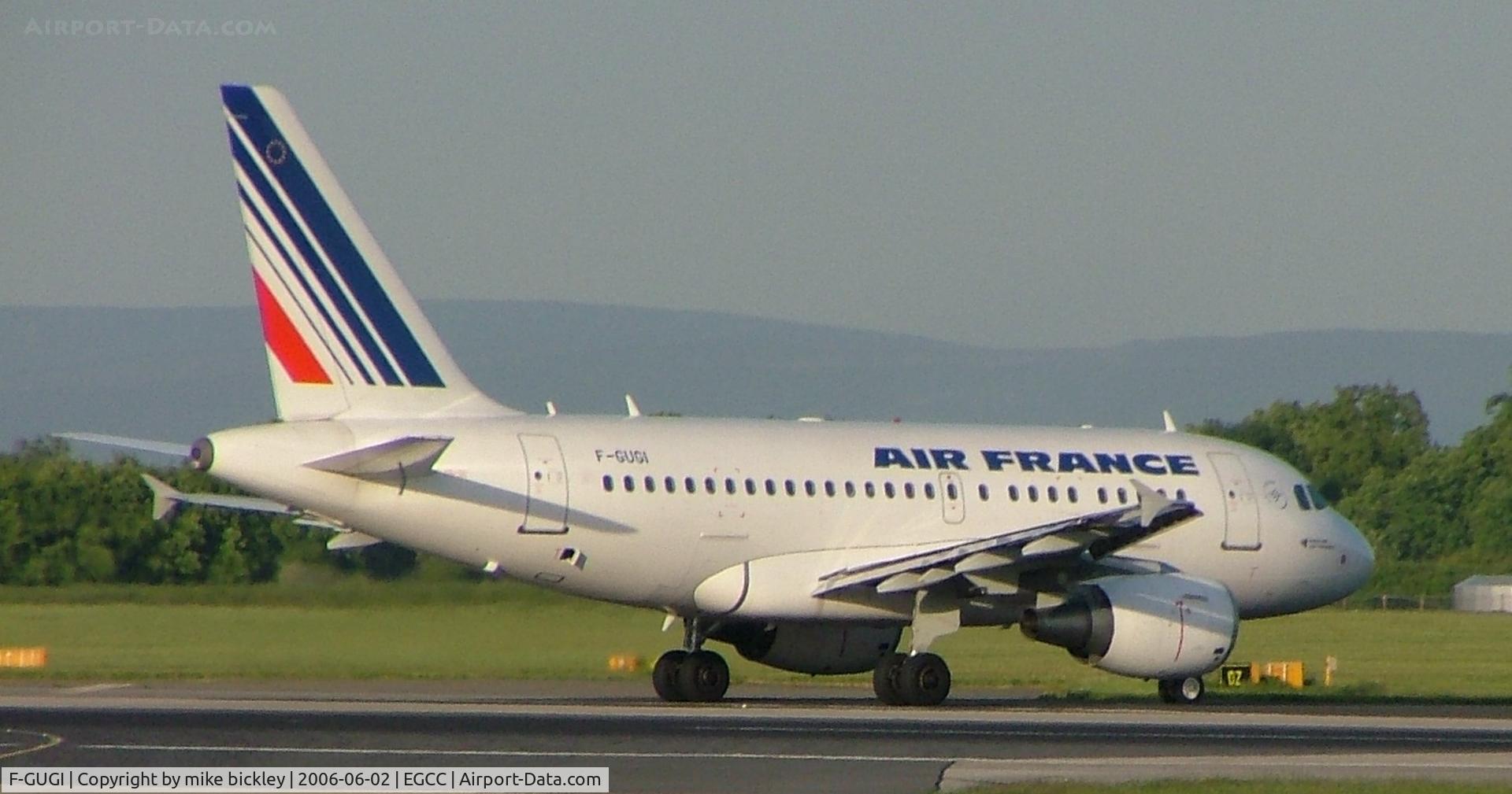 F-GUGI, 2004 Airbus A318-111 C/N 2350, stubby little frenchie