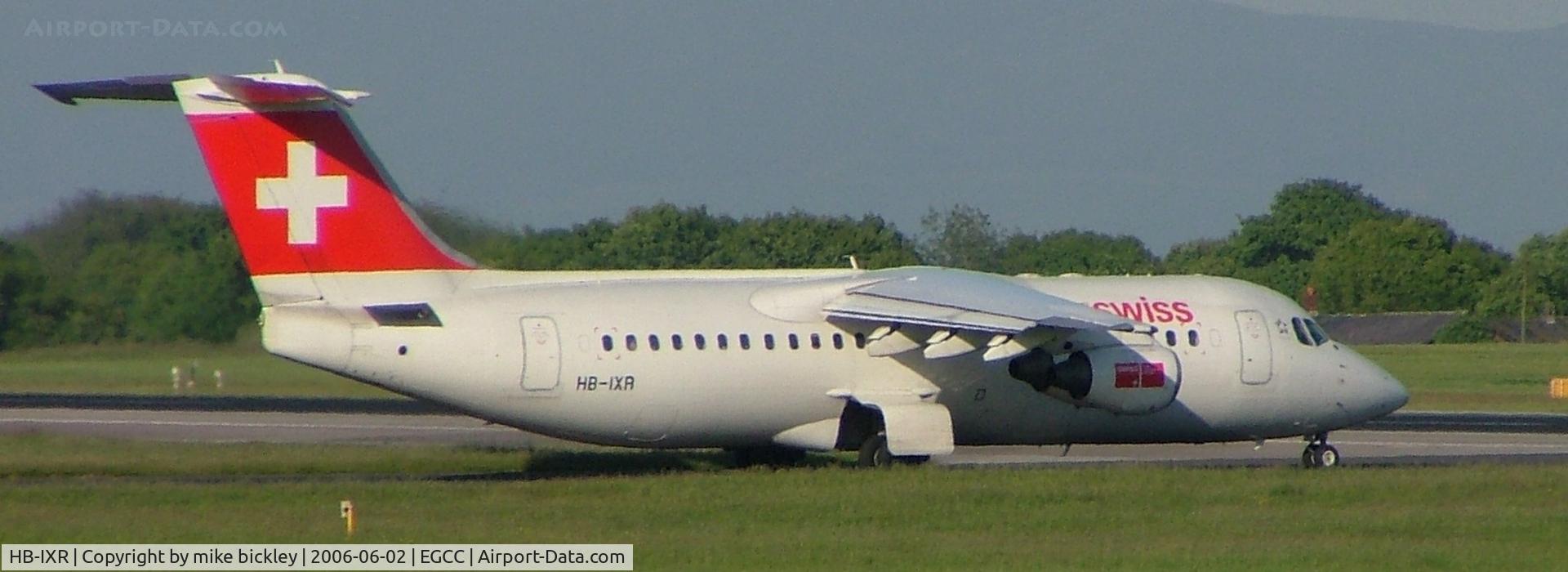 HB-IXR, 1996 British Aerospace Avro 146-RJ100 C/N E3281, taxi to depart