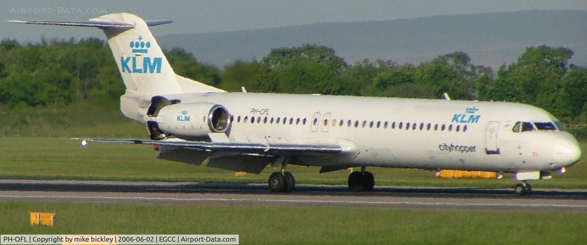 PH-OFL, 1993 Fokker 100 (F-28-0100) C/N 11444, rolling out after touchdown - nice buckets !