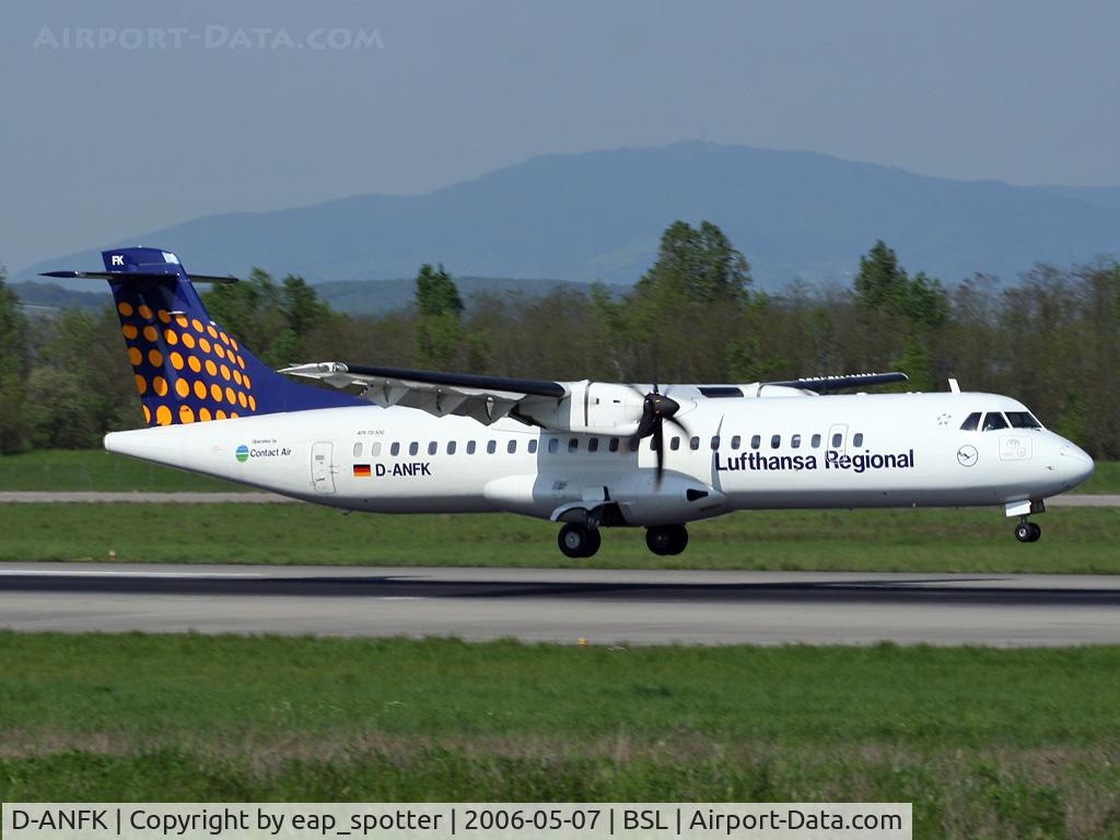 D-ANFK, 2001 ATR 72-212A C/N 666, Landing on runway 16