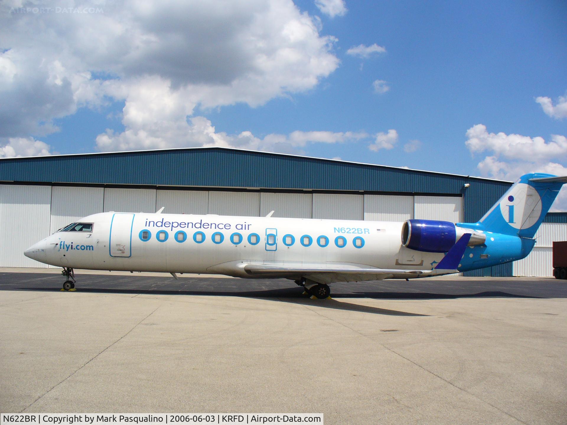 N622BR, 1997 Canadair CRJ-200LR (CL-600-2B19) C/N 7187, CL-600-2B19