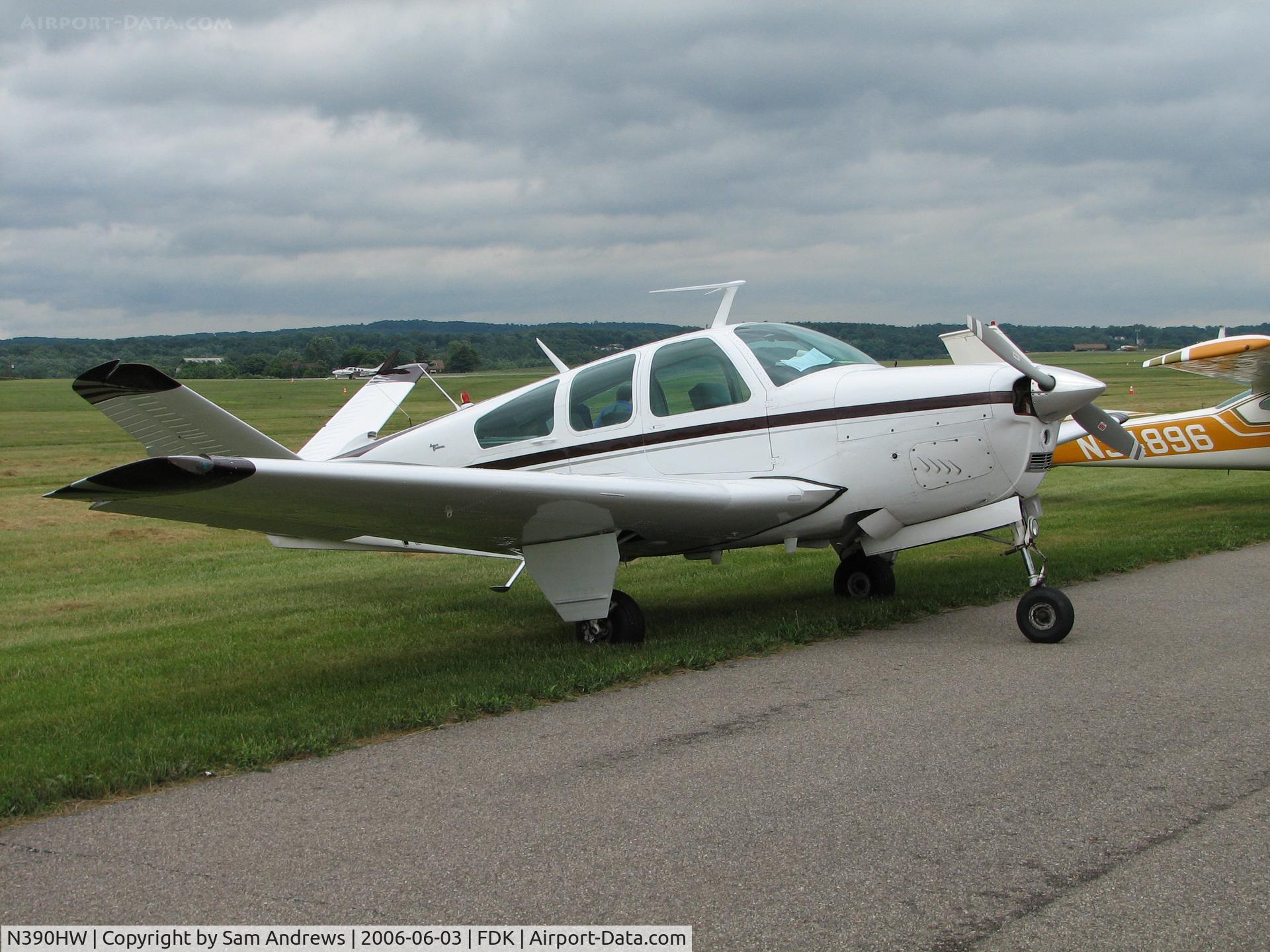 N390HW, 1967 Beech V35A Bonanza C/N D-8608, parked at FDK