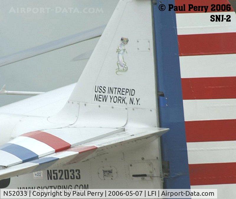 N52033, 1946 North American SNJ-2 Texan C/N 2040, Tail decor on all the Skytypers