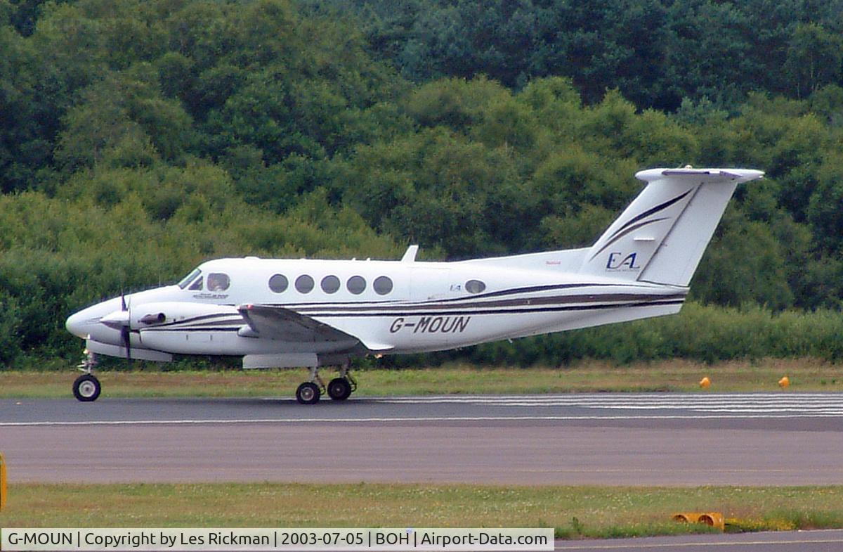G-MOUN, 2000 Raytheon B200 King Air C/N BB-1734, Beech B200 Super King Air