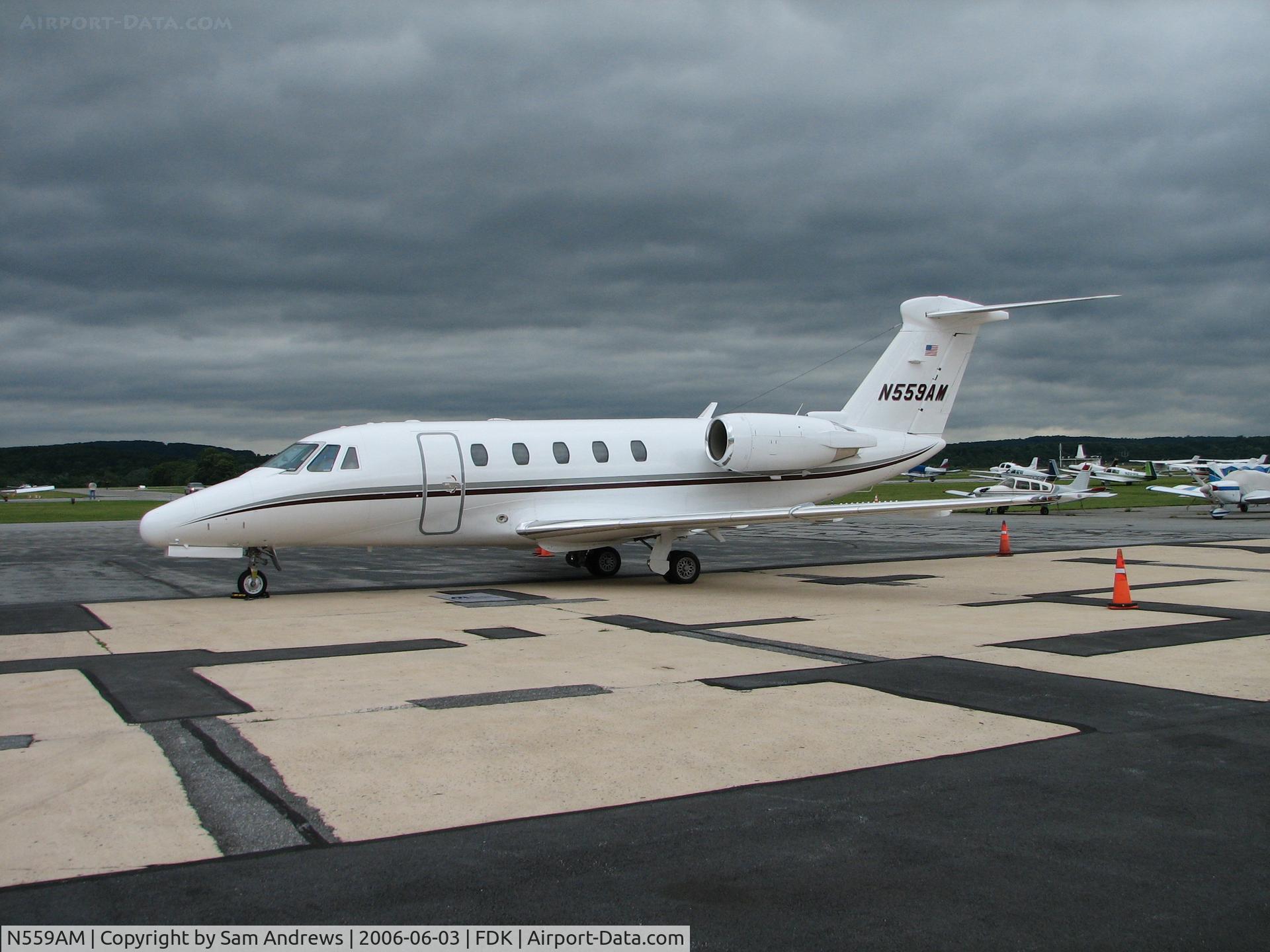 N559AM, 1999 Cessna 650 Citation VII C/N 650-7107, On the GA ramp at FDK during the AOPA Fly-In 2006.  Awaiting departure for Dallas Love Field (DAL) Registered with BLC Corp, Harrison,NY