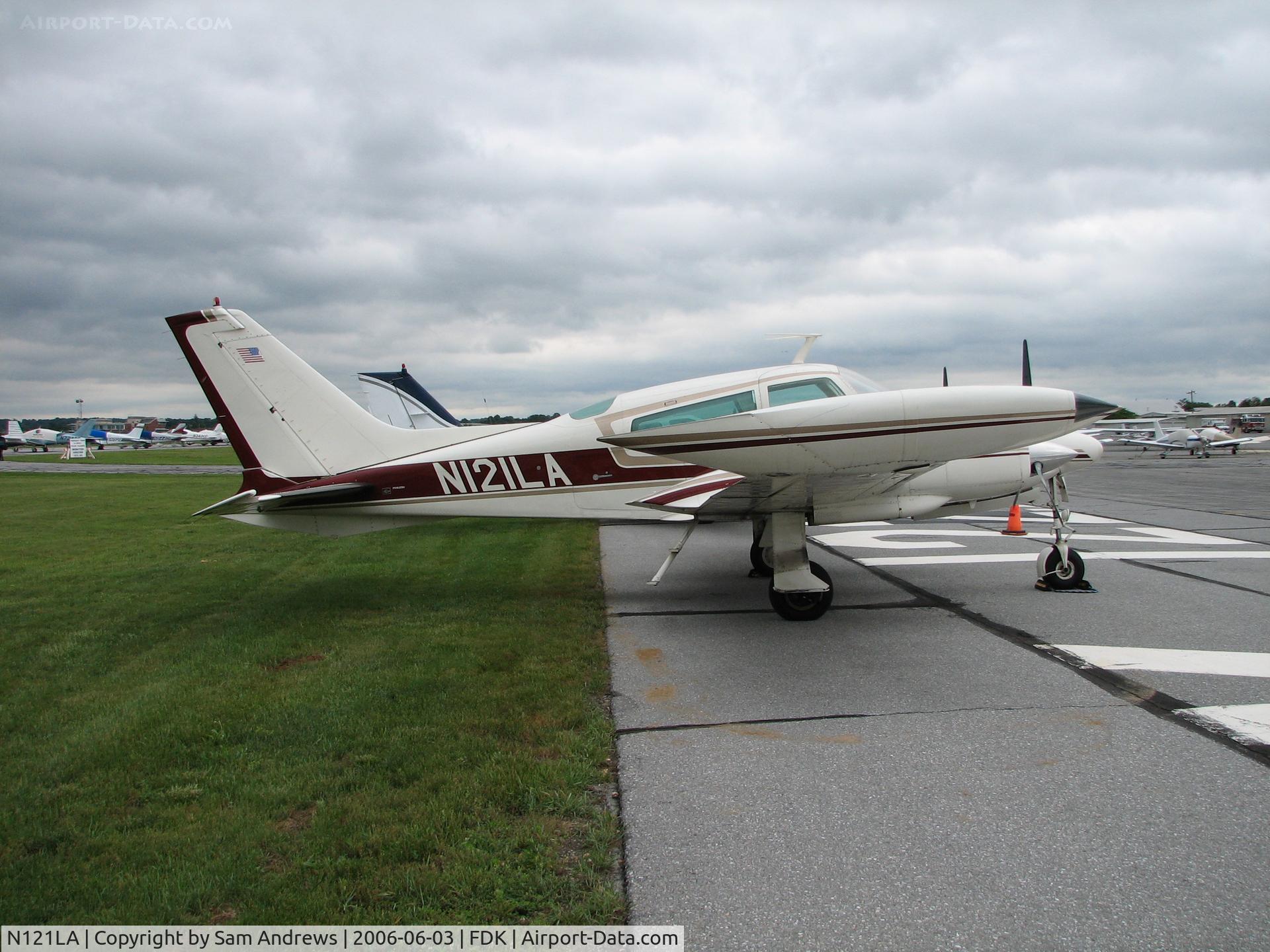 N121LA, 1973 Cessna 310Q C/N 310Q0973, Better View