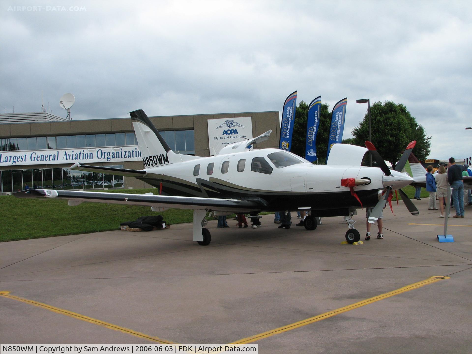N850WM, 2006 Socata TBM-700 C/N 353, Up from Pembroke Pines, FL