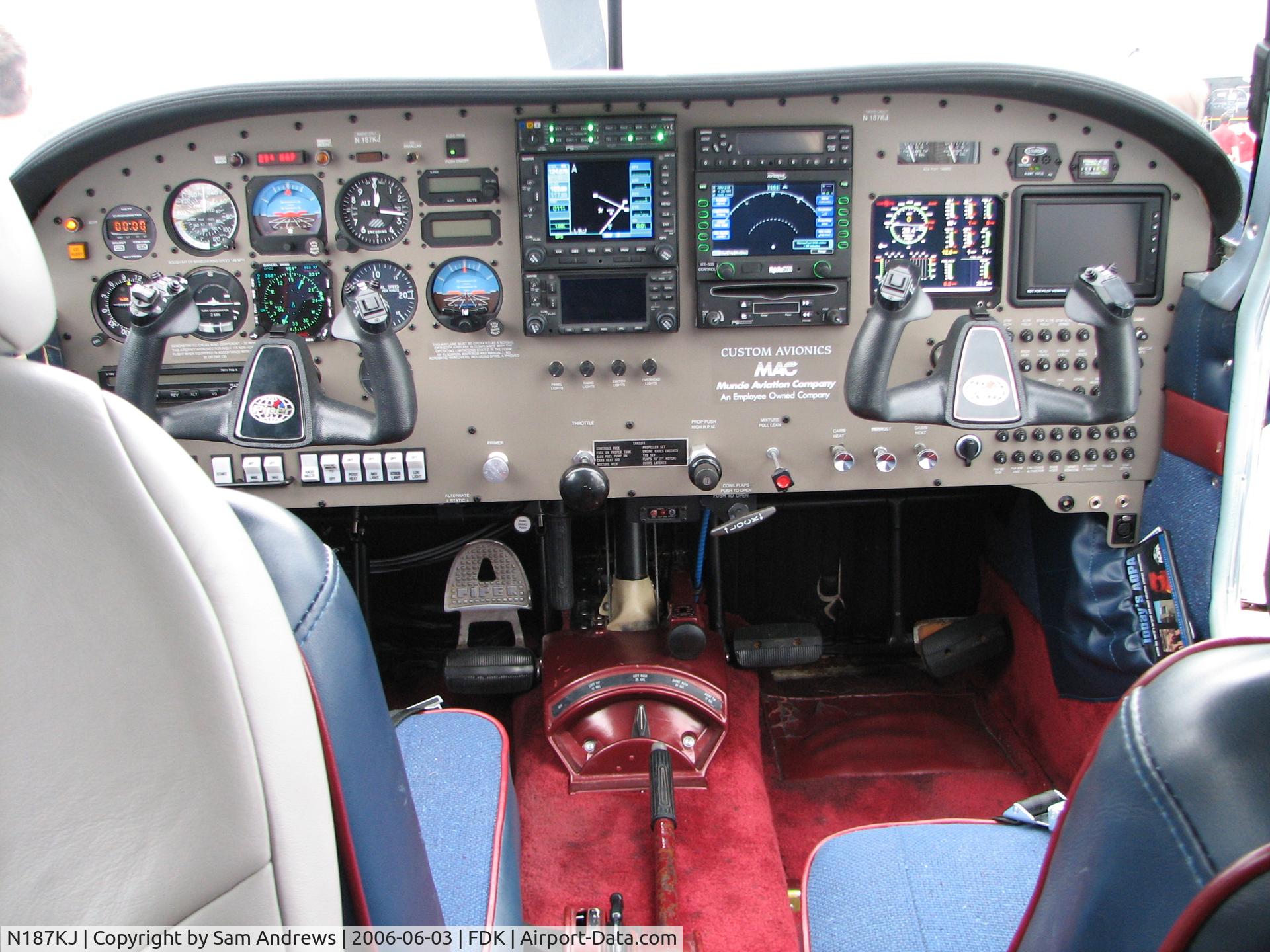 N187KJ, 1967 Piper PA-32-260 Cherokee Six C/N 32-996, Better Panel shot