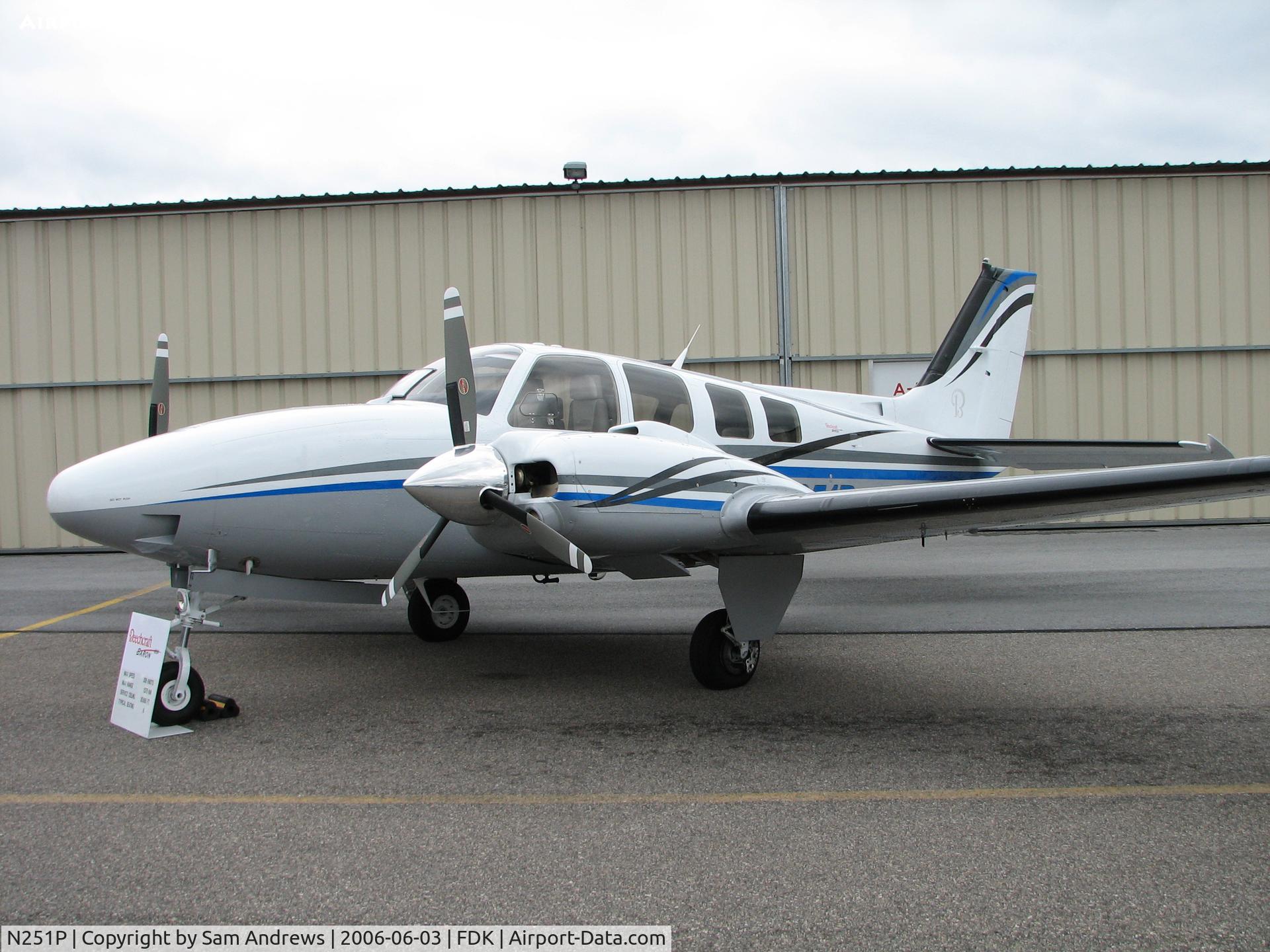 N251P, Raytheon Aircraft Company G58 Baron C/N TH-2139, On display at AOPA Fly-In 2006