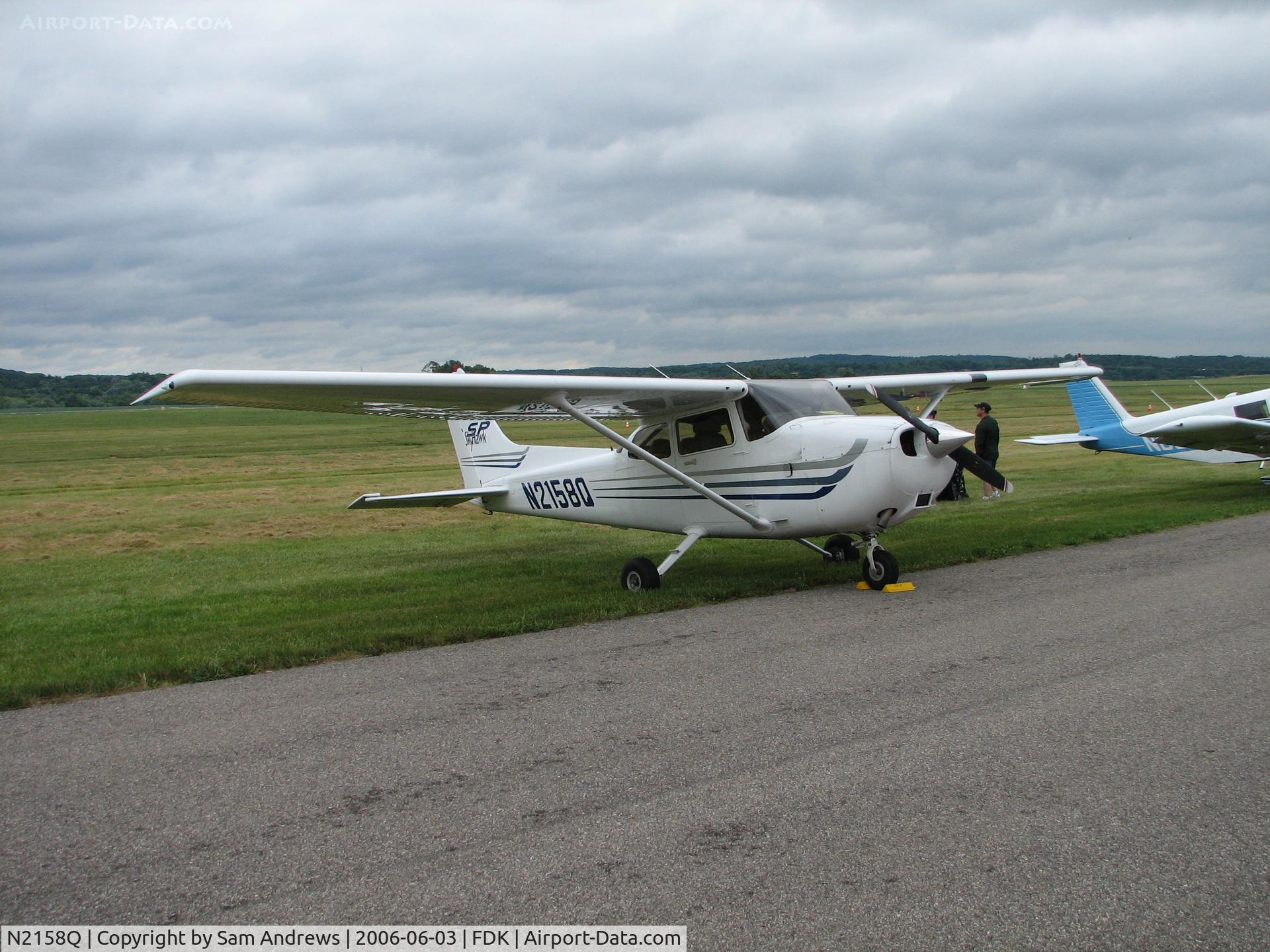 N2158Q, 2003 Cessna 172S C/N 172S9541, Down tot he AOPA Fly-In from Flourtown,PA