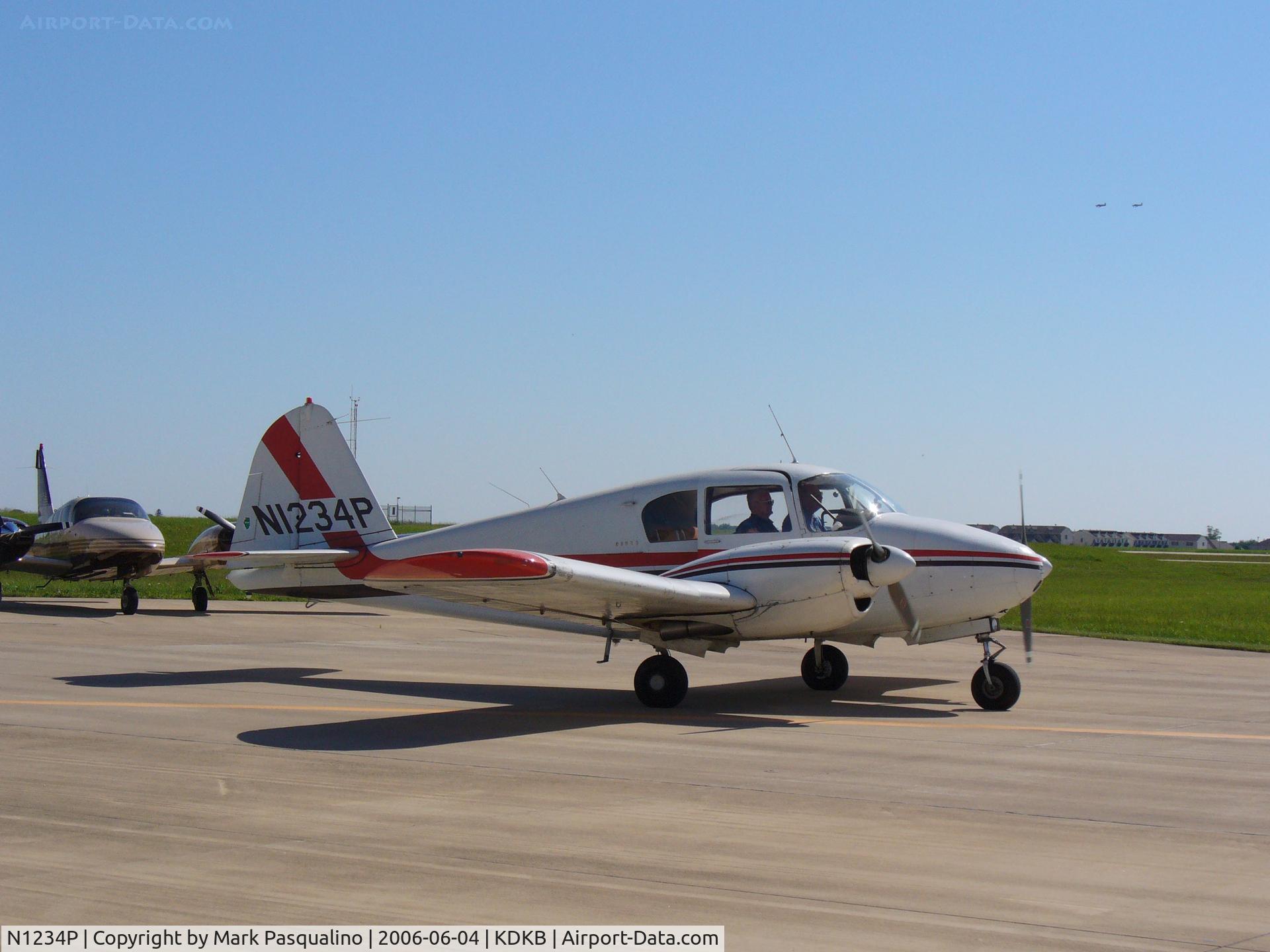 N1234P, 1955 Piper PA-23-250 Aztec C/N 23-255, PA-23