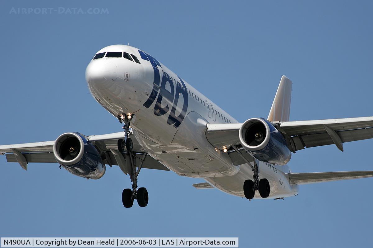 N490UA, 2002 Airbus A320-232 C/N 1728, United Airlines (Ted) N490UA (FLT UAL1547) from Chicago Ohare Int'l (KORD) on final approach to RWY 25L.