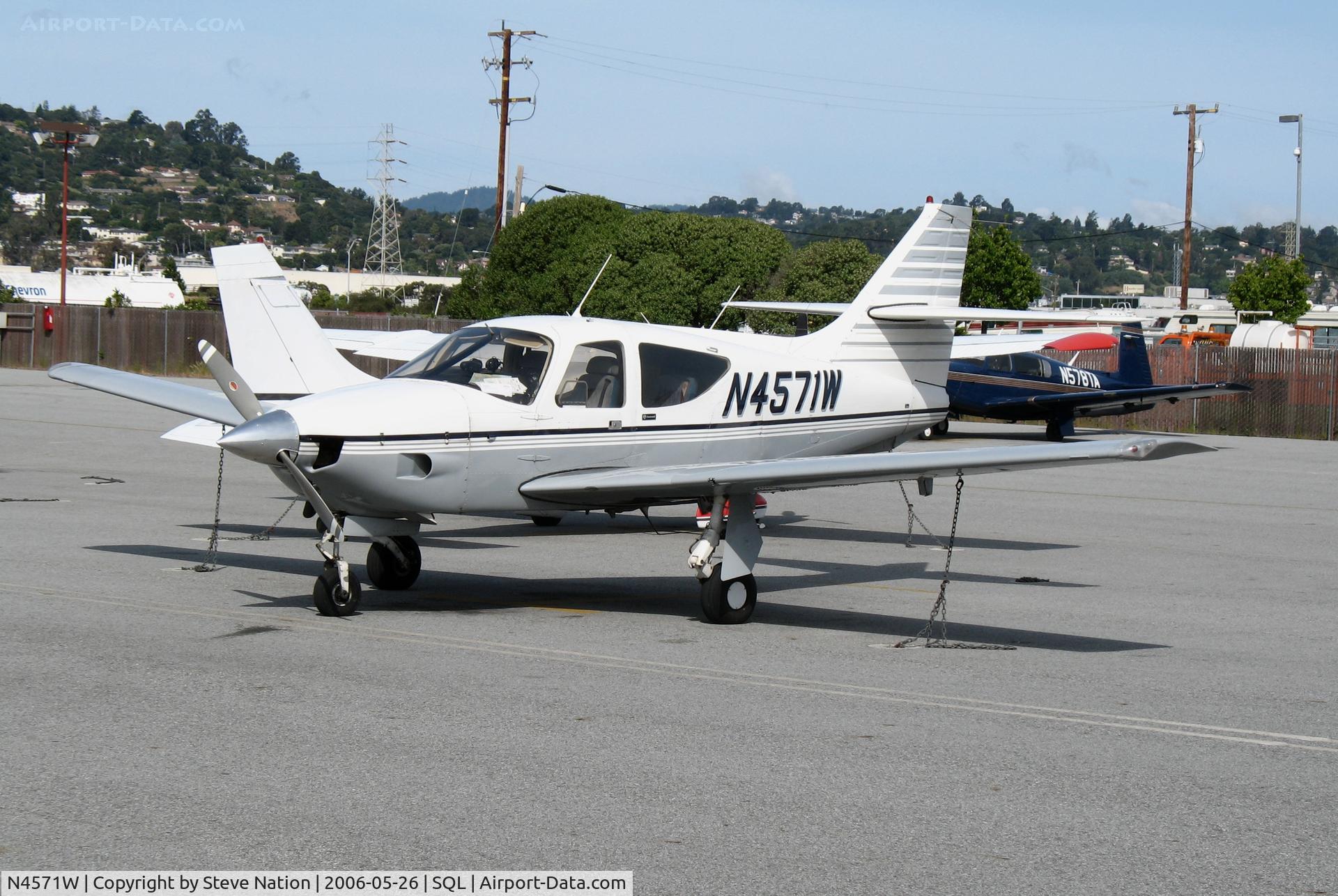 N4571W, 1976 Rockwell International 112TC Commander C/N 13061, 1976 Rockwell International 112TC @ San Carlos Municipal, CA