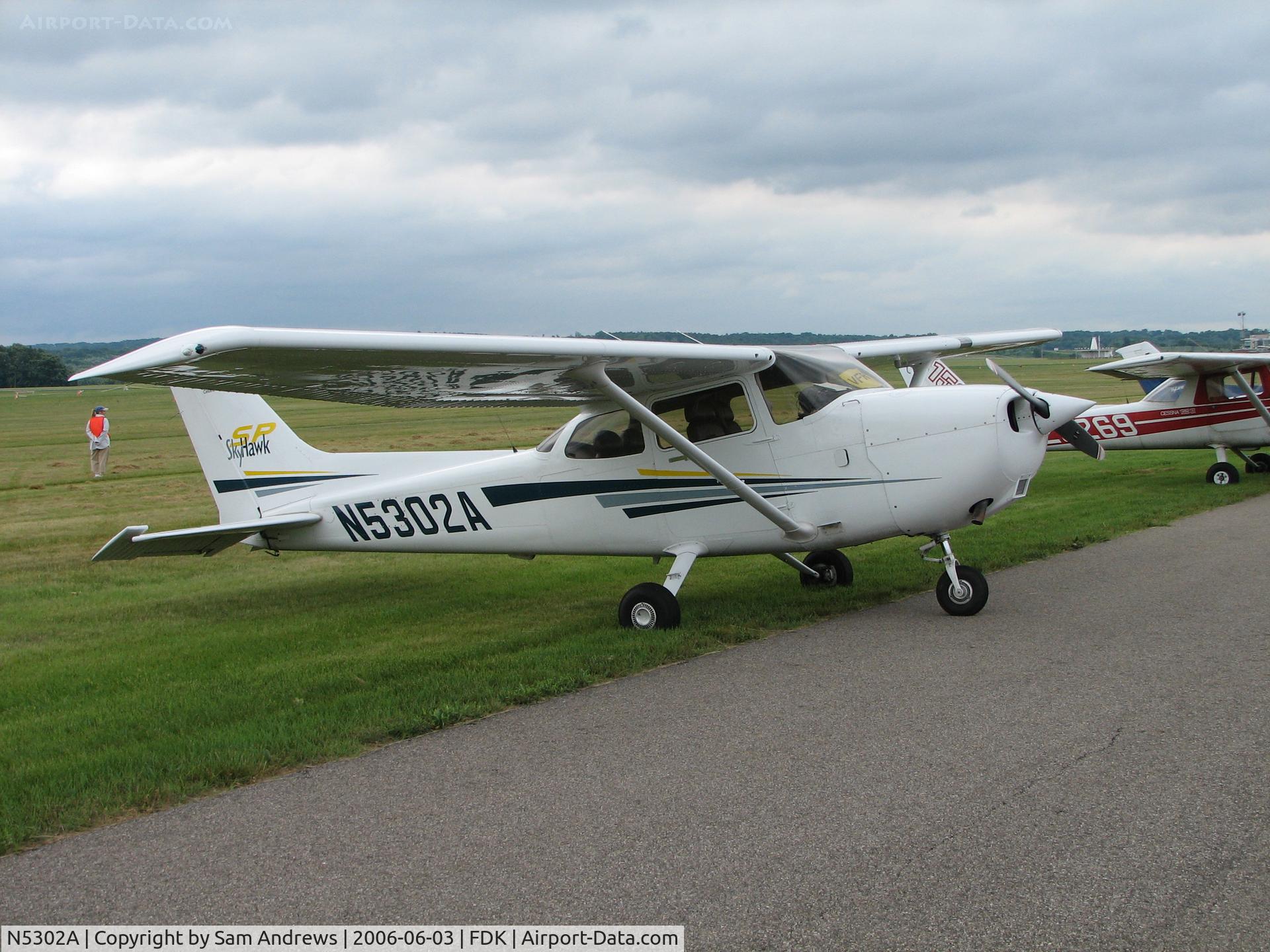 N5302A, Cessna 310 C/N 35502, Nice Skyhawk down at the 2006 AOPA Fly-in from Capital City Airport (Harrisburg, PA) [KCXY/CXY]
