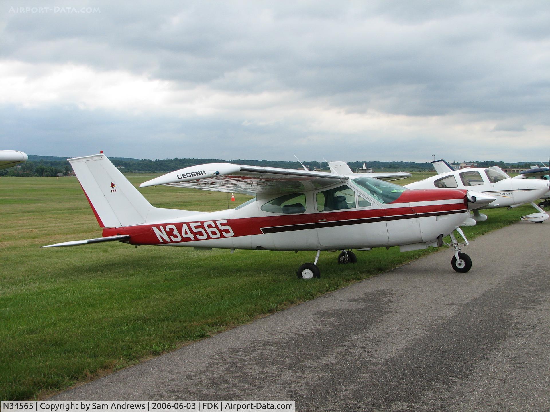 N34565, 1976 Cessna 177RG Cardinal C/N 177RG1006, Parked at the 2006 AOPA Fly-in up from Capt Walter Francis Duke Regional Airport (Leonardtown, MD) [2W6].  Its a small world, my sister lives in Leonardtown and I have flown in there a few times.  Nice little airport.  You gotta talk to the excellent Navy