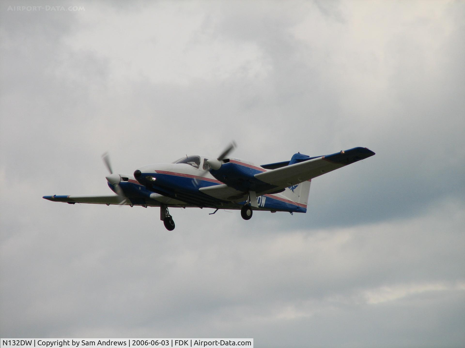 N132DW, 2002 Piper PA-44-180 Seminole C/N 4496139, Back to Nashua