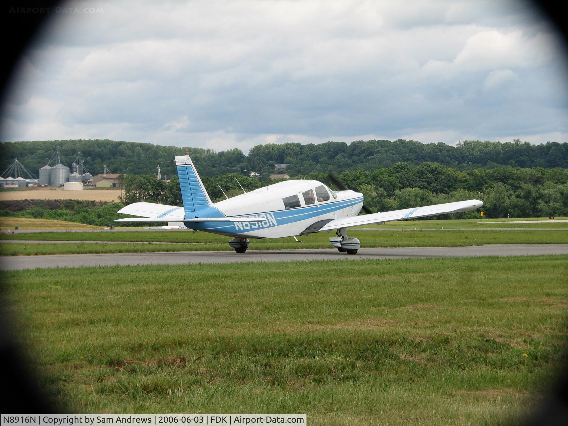 N8916N, 1969 Piper PA-32-300 Cherokee Six C/N 32-40707, Cya!