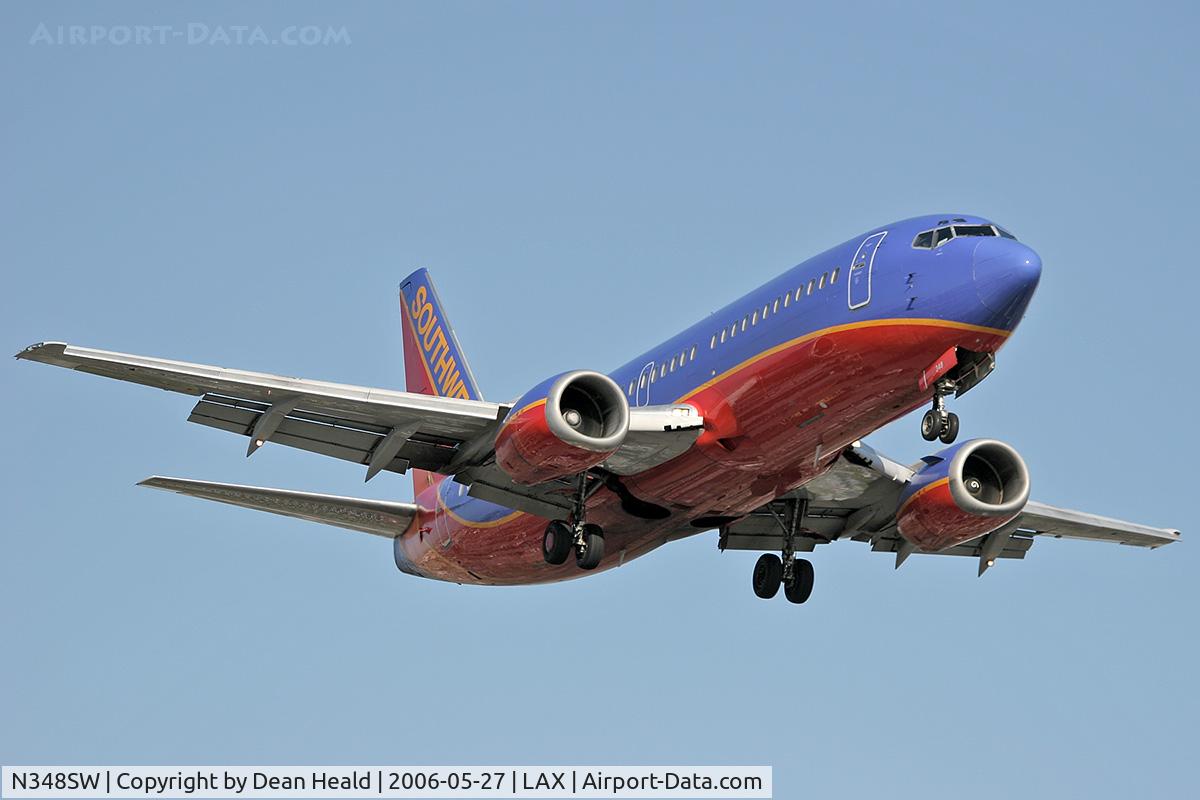 N348SW, 1989 Boeing 737-3H4 C/N 24375, Southwest Airlines N348SW on final approach to RWY 24R.