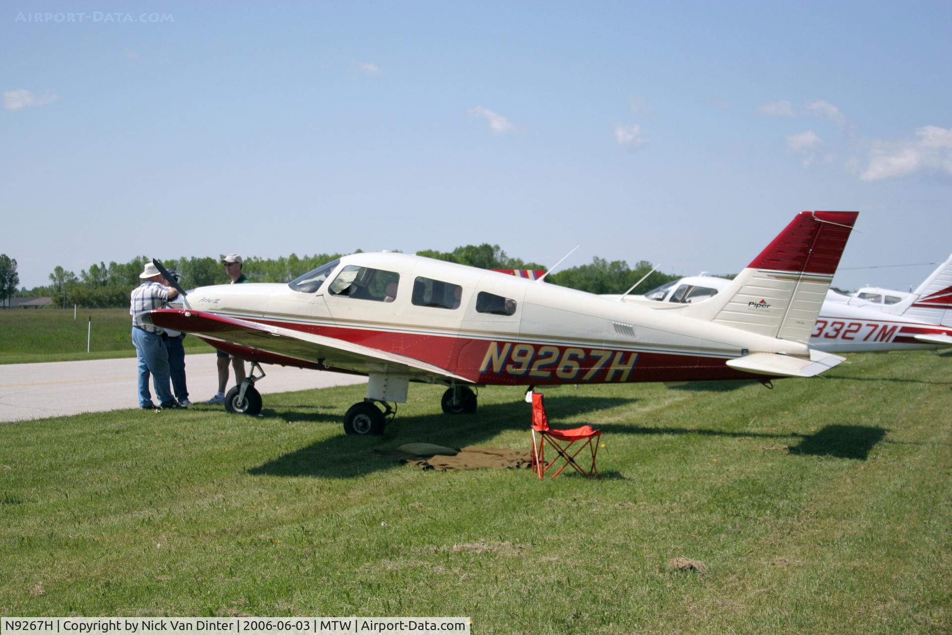 N9267H, 1996 Piper PA-28-181 C/N 2843027, Manitowoc Air Show