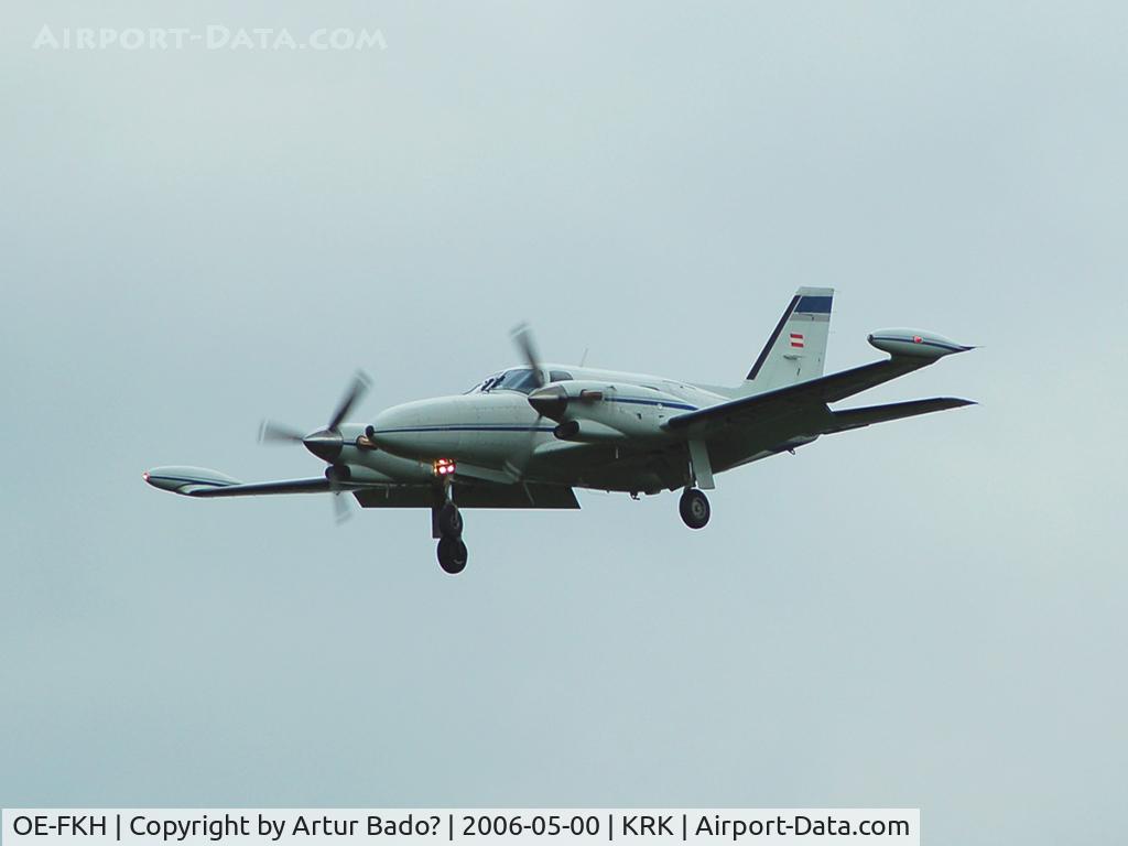 OE-FKH, Piper PA-31T1 C/N 31T-8104029, Airlink - Piper PA31-T1 Cheyenne