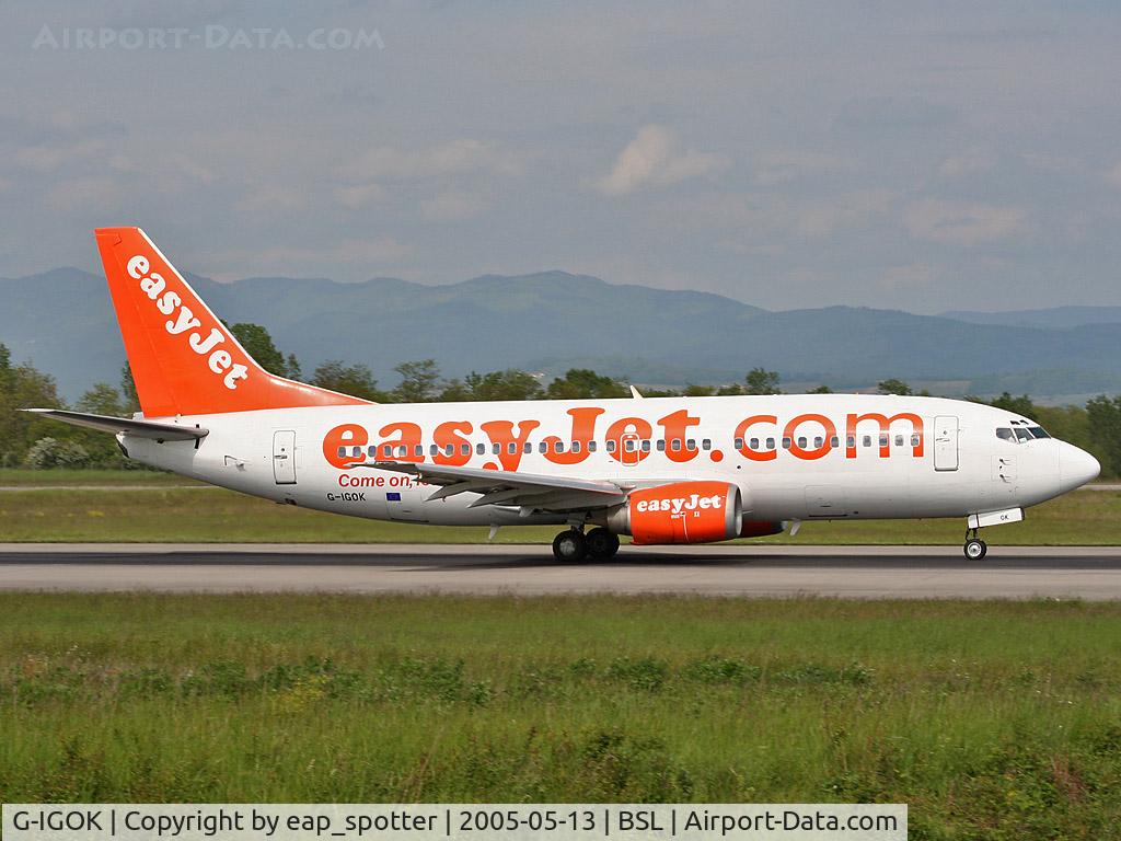 G-IGOK, 1999 Boeing 737-36N C/N 28594, Departin on runway 16 to STN