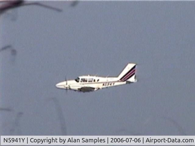 N5941Y, 1965 Piper PA-23-250 C/N 27-3107, Crop dusting practice?
