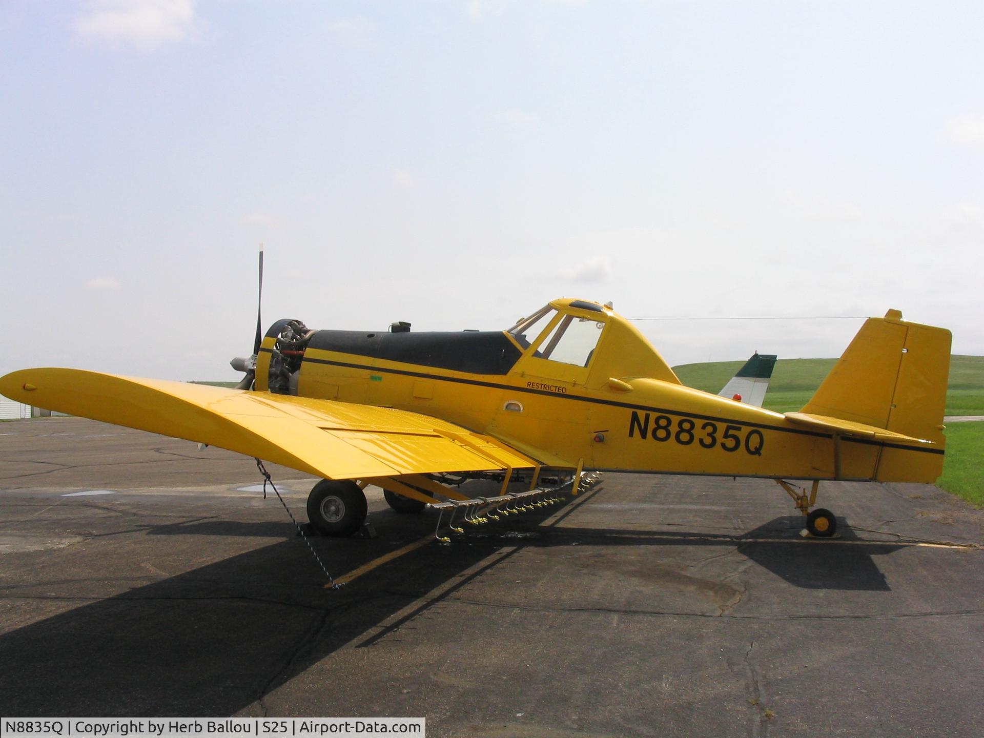 N8835Q, 1970 Aero Commander S2R C/N 1535R, Crop Duster