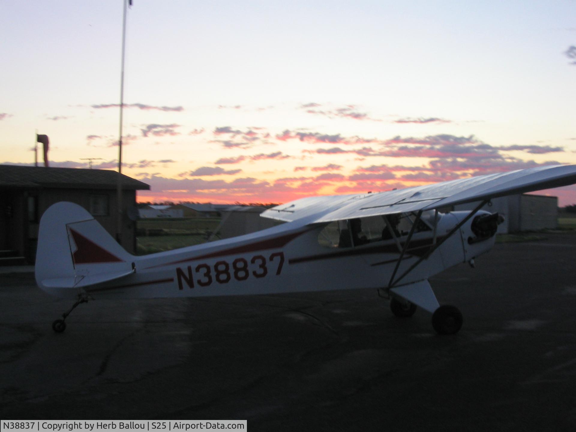 N38837, 1941 Piper J3C-65 Cub C/N 7324, Sweet little plane