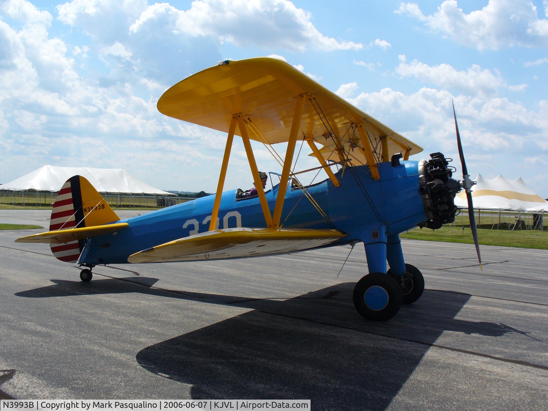 N3993B, 1984 Boeing 75 C/N AR-30, Stearman