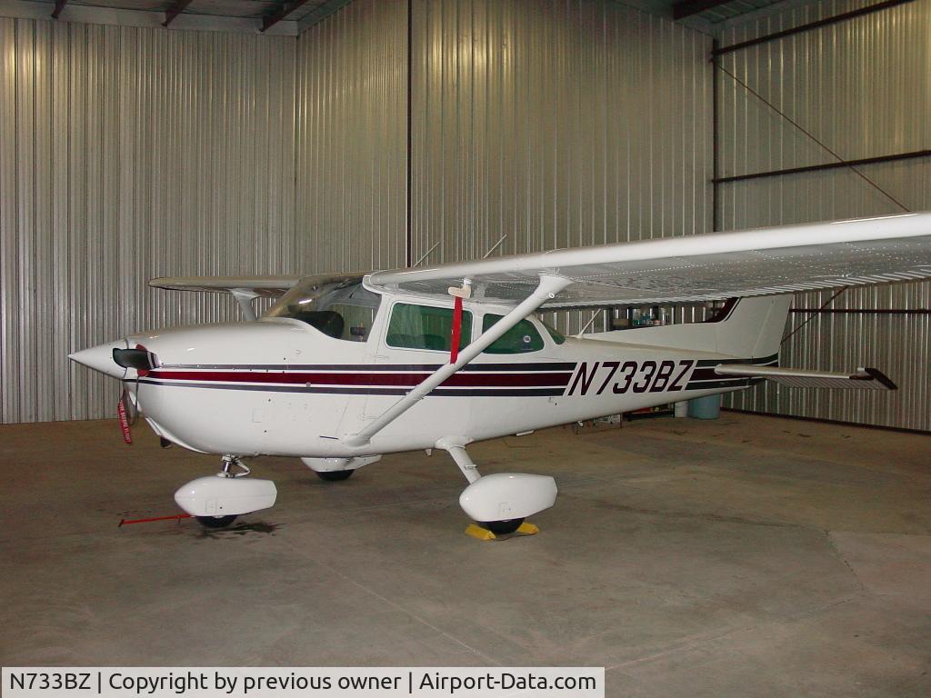 N733BZ, 1977 Cessna 172N C/N 17268180, N733BZ
