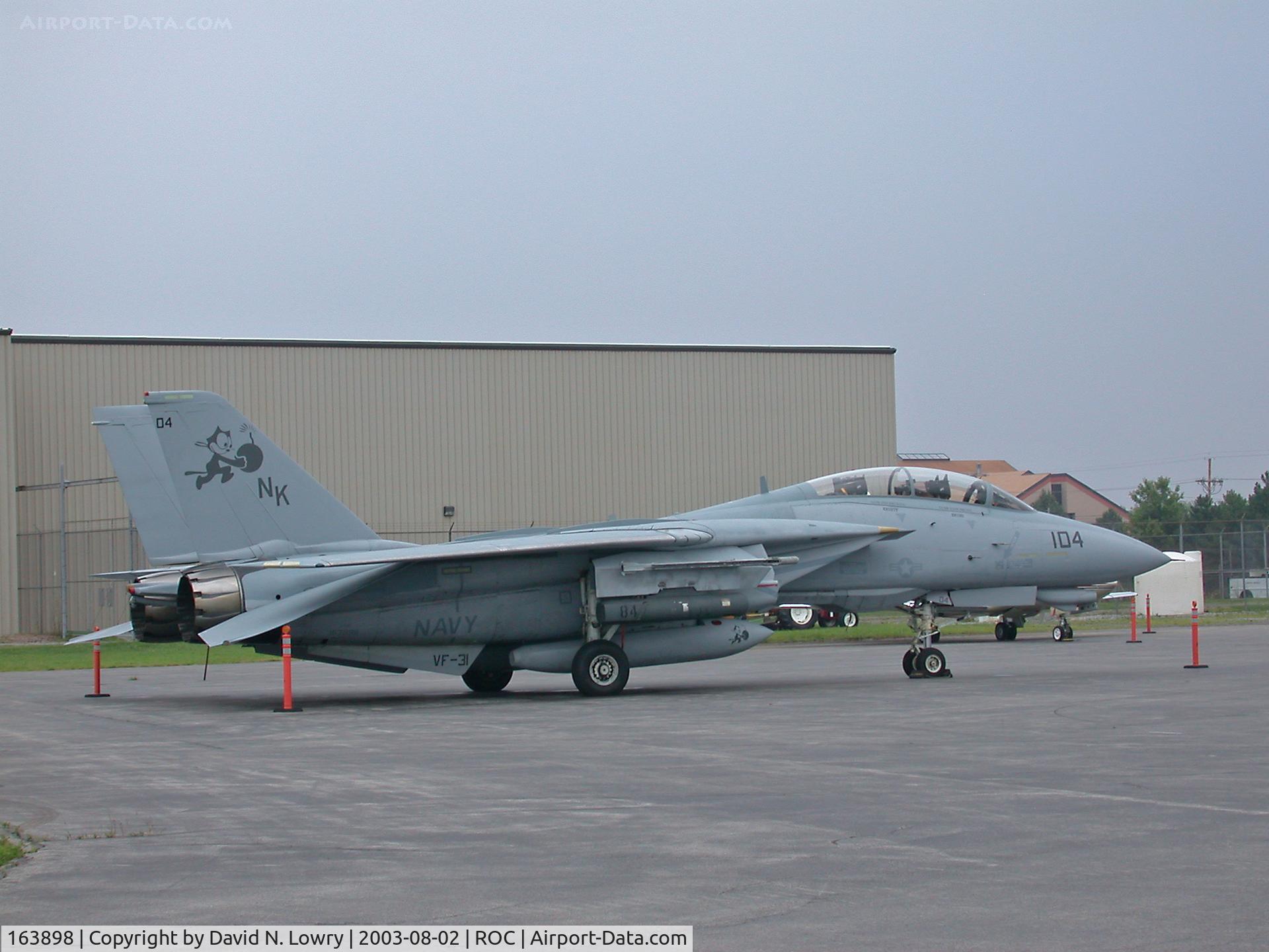 163898, Grumman F-14D Tomcat C/N 608/D-13, 163898 at ROC.