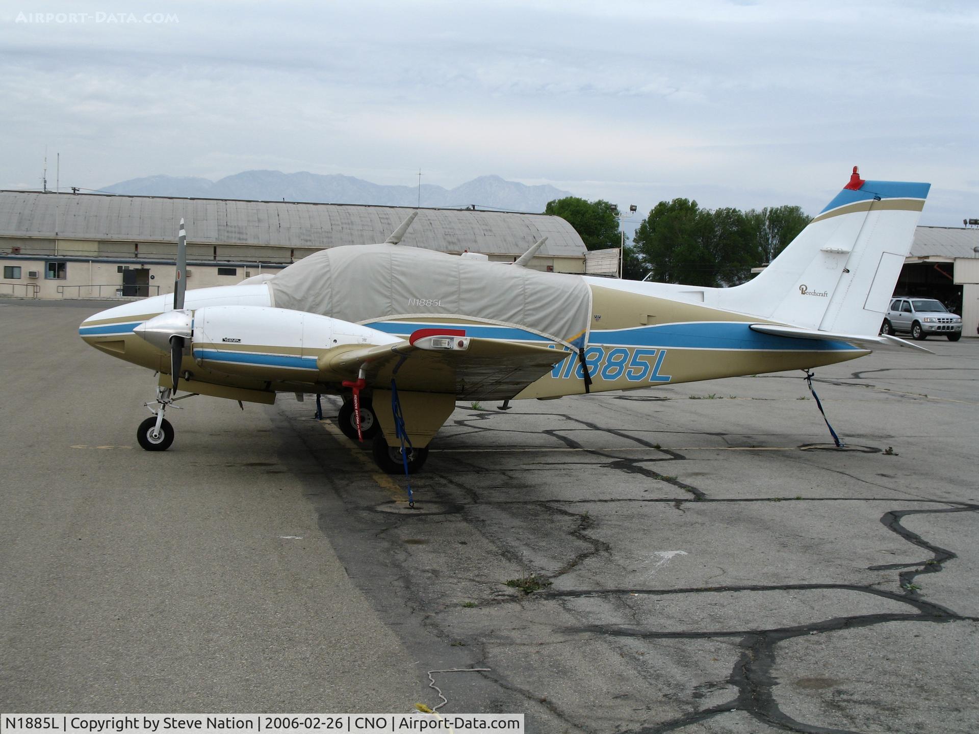 N1885L, 1976 Beech 95-B55 (T42A) Baron C/N TC-1970, 1976 Beech 95-B55 @ Chino Municipal Airport, CA