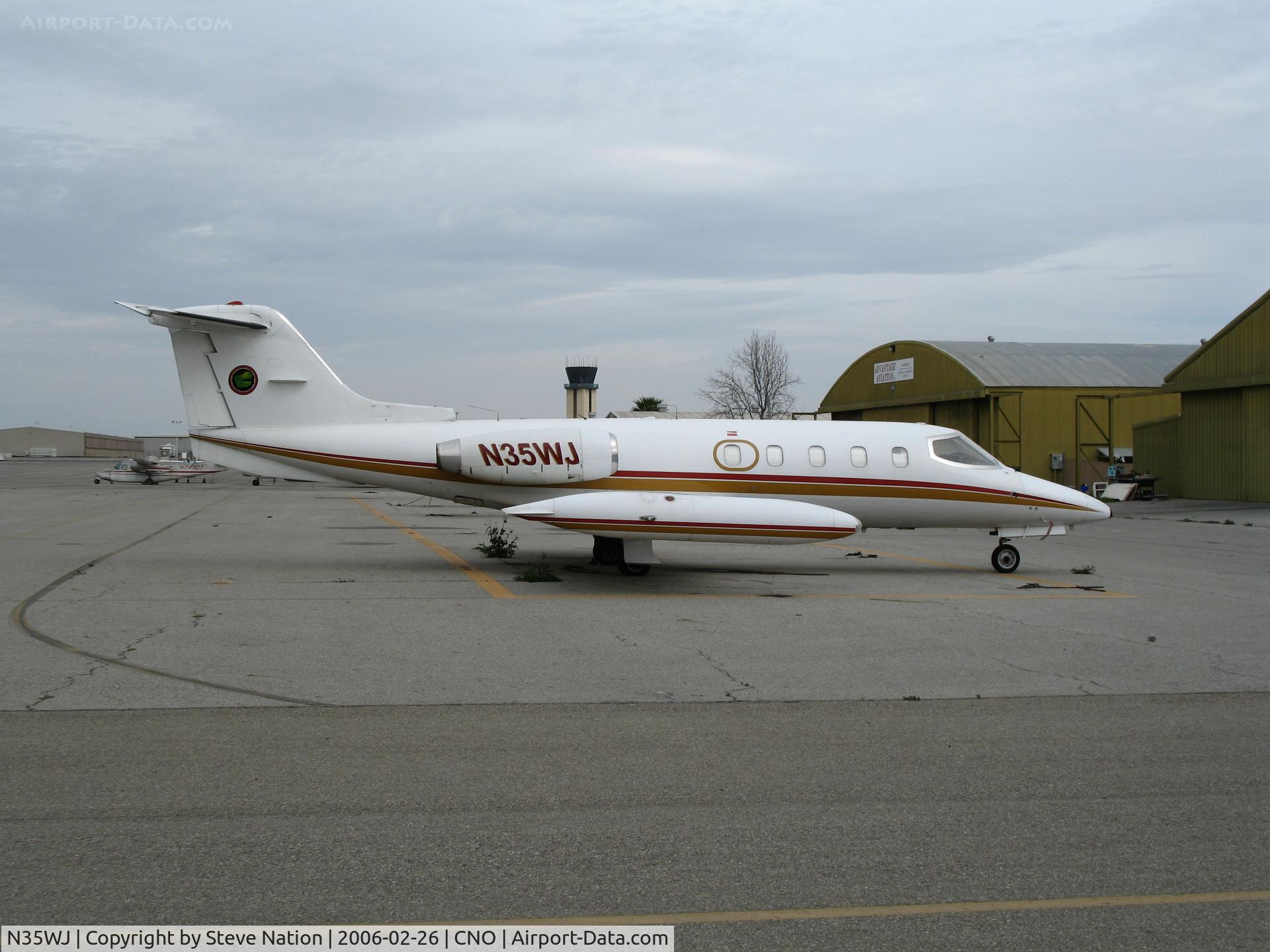 N35WJ, 1972 Gates Learjet 25B C/N 104, World Jet Gates Learjet 25B @ Chino Municipal Airport, CA