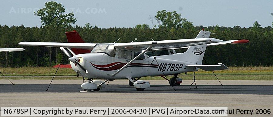 N678SP, 1999 Cessna 172S C/N 172S8089, It's almost like Cessna-palooza here at times