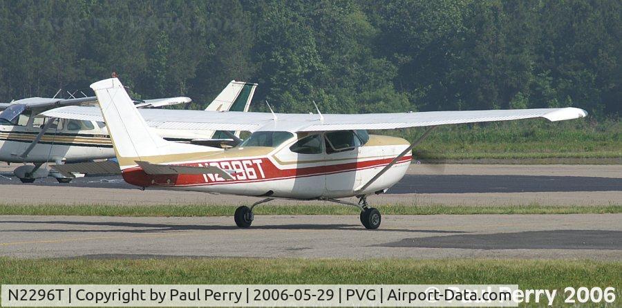 N2296T, 1977 Cessna R182 Skylane RG C/N R18200021, And now growling her way down the taxiway