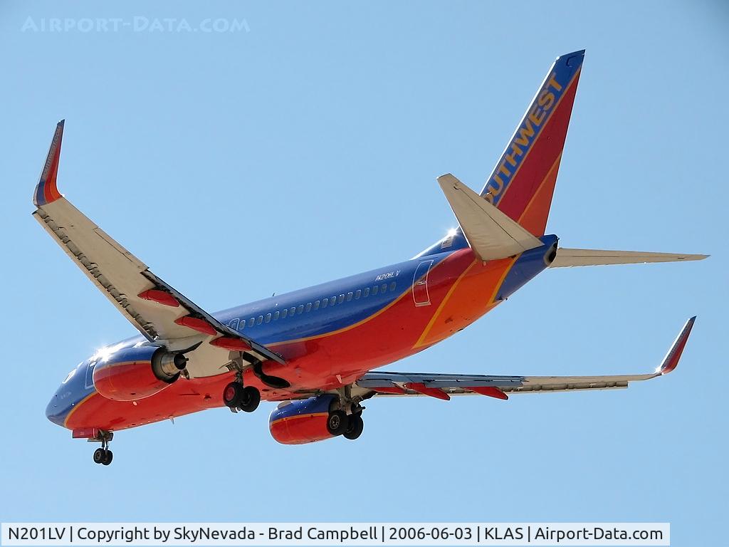 N201LV, 2005 Boeing 737-7H4 C/N 29854, Southwest Airlines - 'The Fred J. Jones' / 2005 Boeing 737-7H4