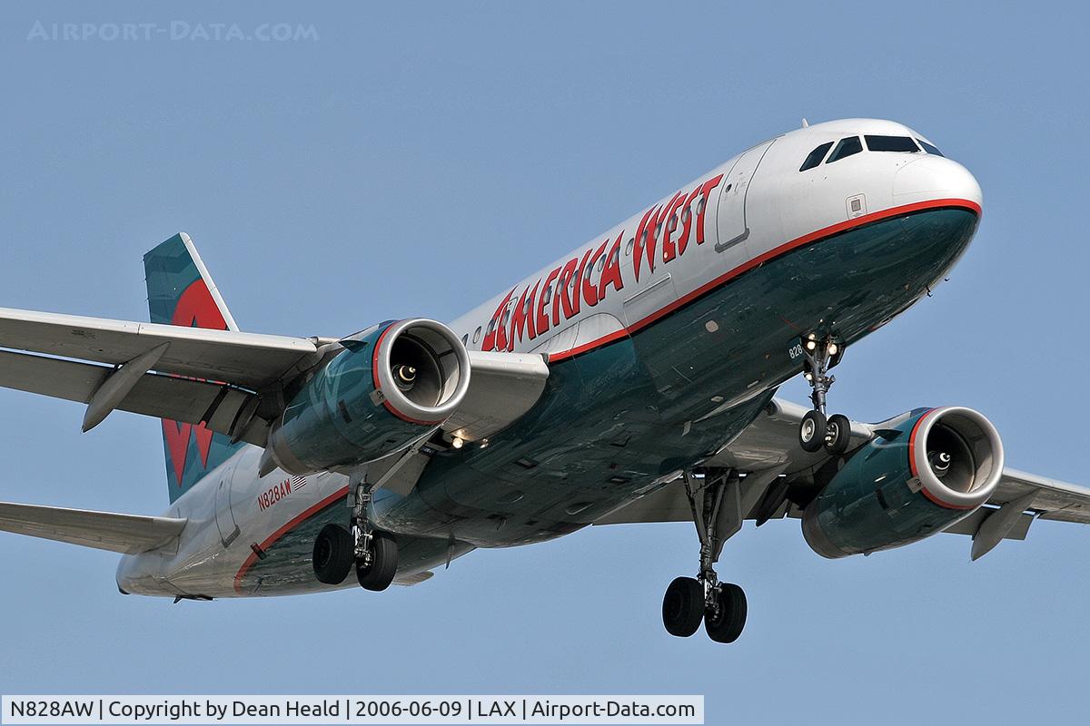 N828AW, 2001 Airbus A319-132 C/N 1552, America West Airlines N828AW (FLT AWE107) from Las Vegas McCarran Int'l (KLAS) on final approach to RWY 24R.