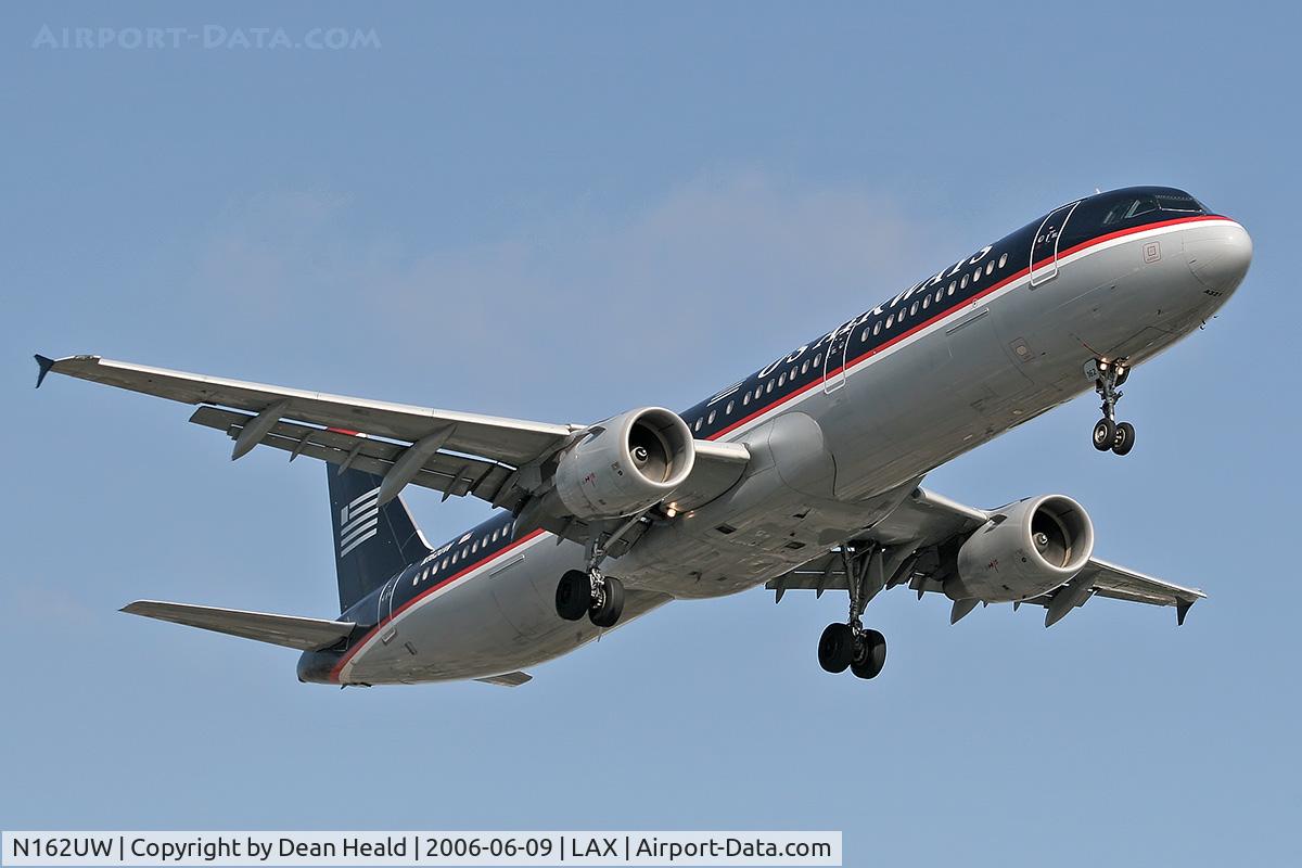 N162UW, 2001 Airbus A321-211 C/N 1412, US Airways N162UW (FLT USA21) from Philadelphia Int'l (KPHL) on final approach to RWY 24R.