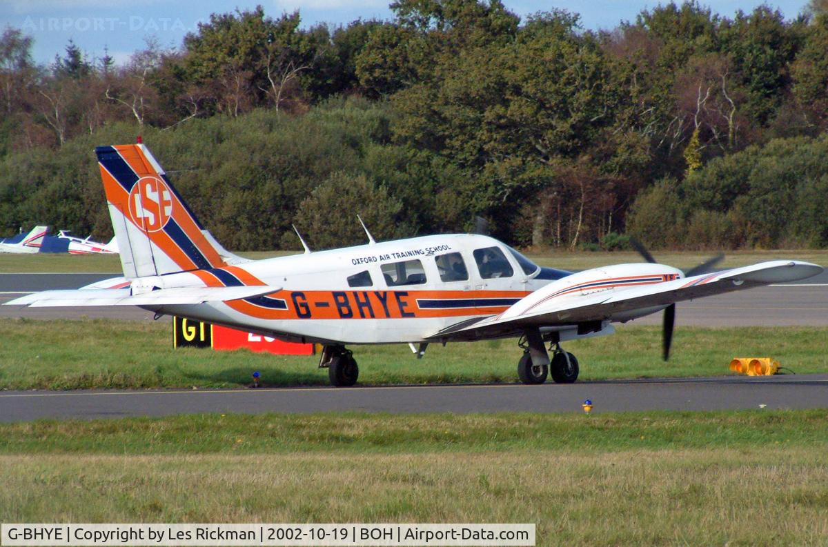 G-BHYE, 1980 Piper PA-34-200T Seneca II C/N 34-8070233, PA-34-200T Seneca II