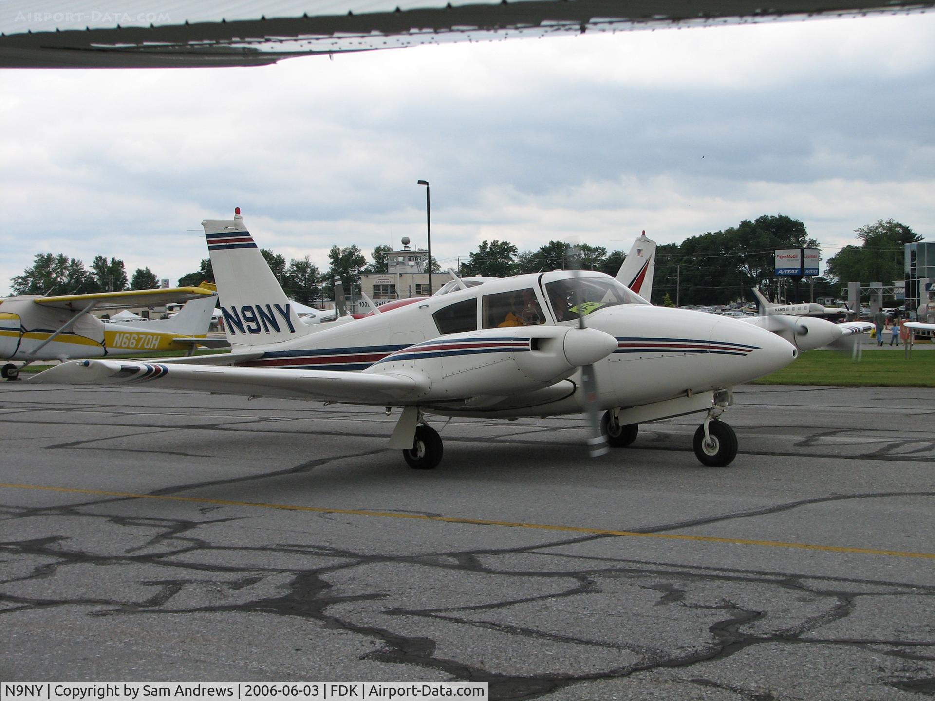 N9NY, 1965 Piper PA-30 Twin Comanche C/N 30-739, Taxiing for their departure back to South Jersey Regional Airport (Mount Holly, NJ) [KVAY/VAY] from the 2006 AOPA Fly-in.