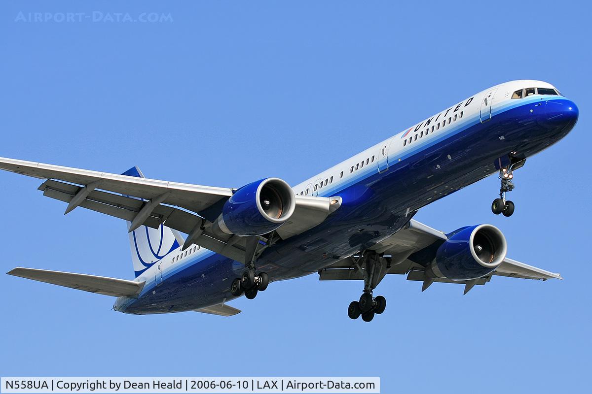 N558UA, 1992 Boeing 757-222 C/N 26654, United Airlines N558UA (FLT UAL1175) from Seattle Tacoma Int'l (KSEA) on final approach to RWY 24R.