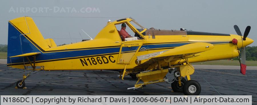 N186DC, 1992 Air Tractor Inc AT-502 C/N 502-0186, 1992 Air Tractor AT502 in Danville Va. to spray for Gypsy Moth in the area.