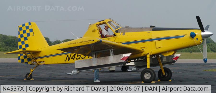 N4537X, Air Tractor Inc AT-502 C/N 502-0110, Air Tractor AT-502 in Danville Va. to spray for Gypsy Moth in the area.
