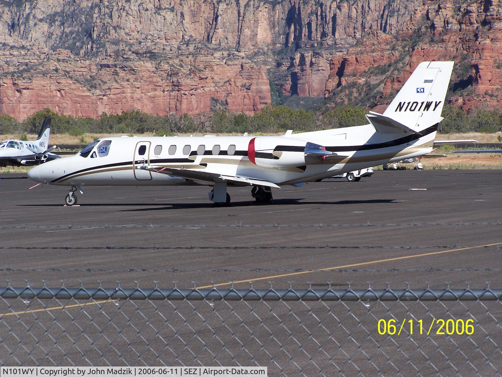 N101WY, Cessna 560 Citation Encore C/N 560-0620, Sedona Airport