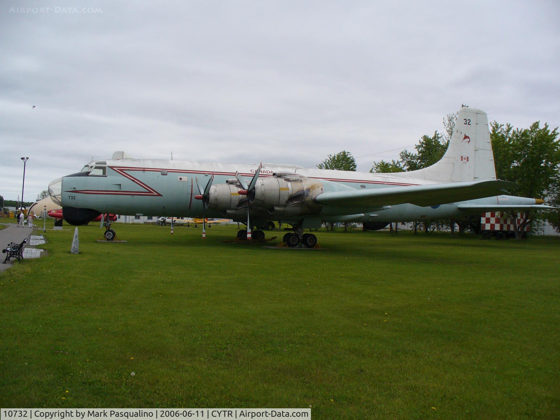 10732, Canadair CP-107 Argus 2 (CL-28-2) C/N 23, CL-28 Argus 10732