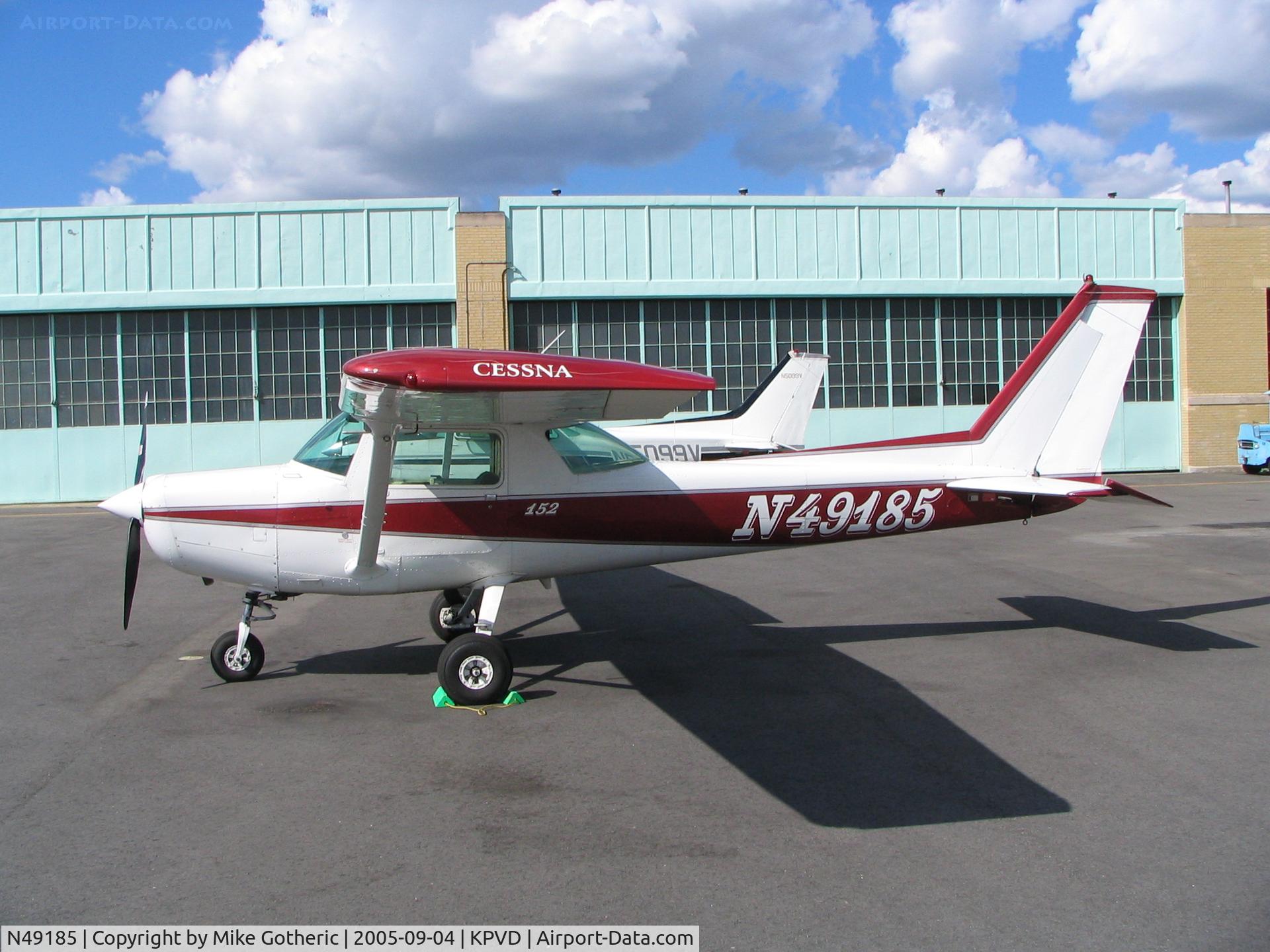 N49185, Cessna 152 C/N 15283435, Parked at the Horizon ramp