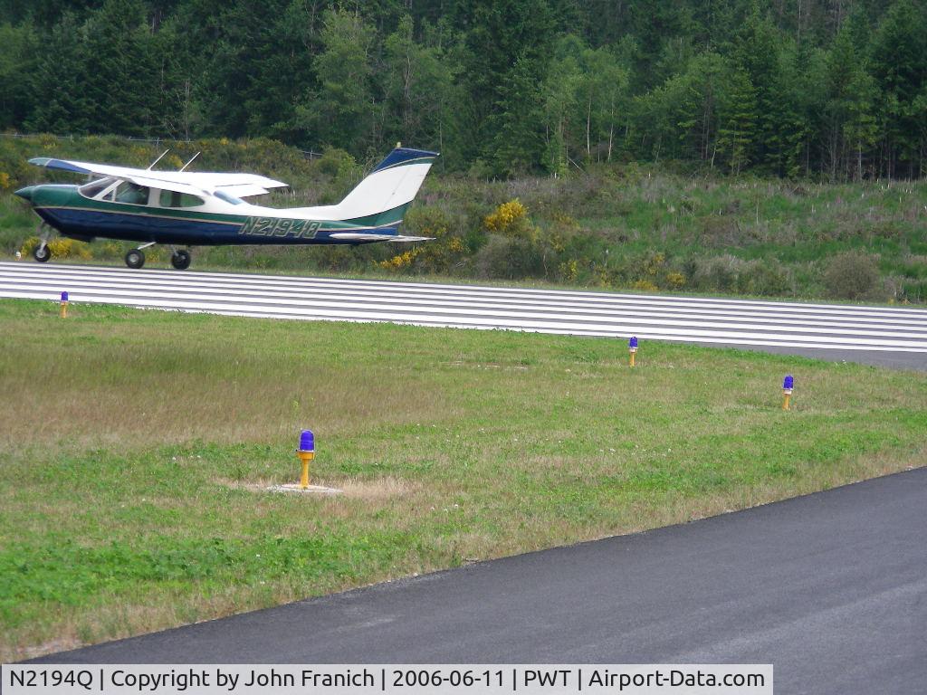 N2194Q, 1974 Cessna 177RG Cardinal C/N 177RG0594, Taking off 01