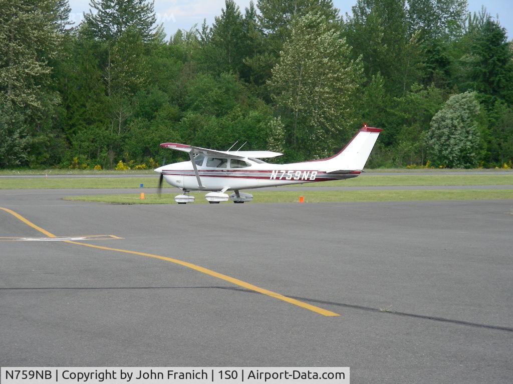 N759NB, 1977 Cessna 182Q Skylane C/N 18266117, Leaving The Station