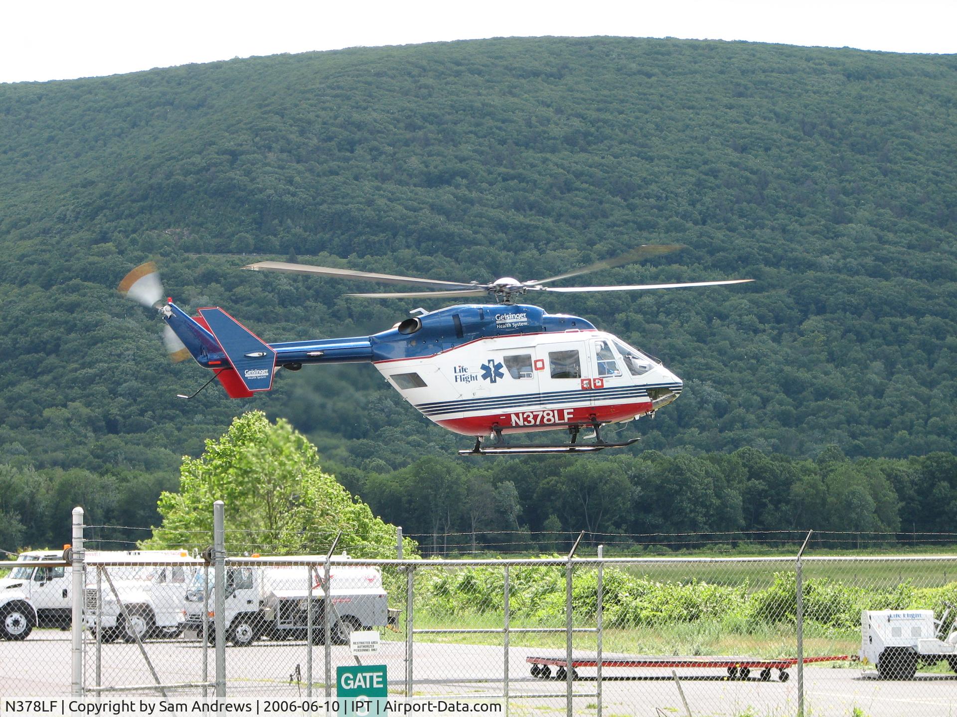 N378LF, Eurocopter-Kawasaki BK-117A-4 C/N 7124, Just after lift off from the GA ramp at IPT