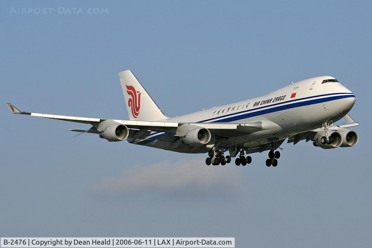 B-2476, 2006 Boeing 747-4FTF/SCD C/N 34240/1373, Air China Cargo B-2476 on short-final to LAX RWY 24R.